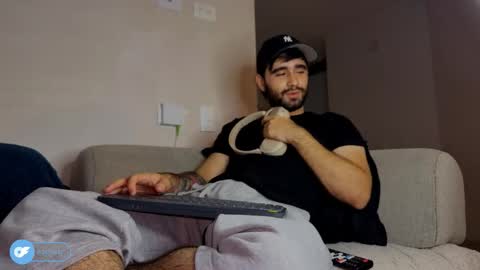 zack_sullivan22 online show from December 3, 7:25 am