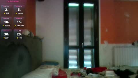 Snapshot of zackhot31 chatting on October 21, 9:45 am Ivan online show from October 21, 9:45 am