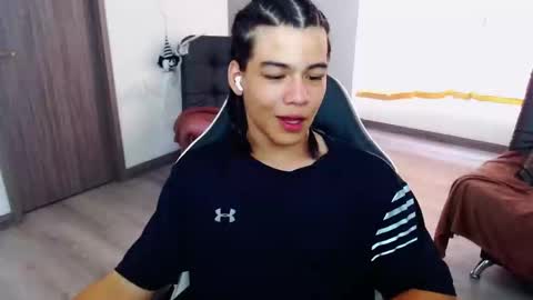 zackss_player online show from November 4, 8:21 pm