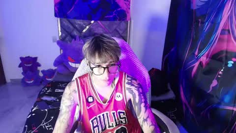 zack online show from April 21, 2:51 am