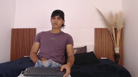 Zander online show from January 10, 12:58 pm