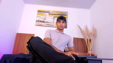 Zander online show from October 9, 1:38 pm