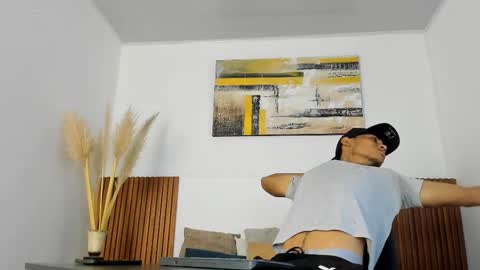 Zander online show from September 17, 1:01 pm