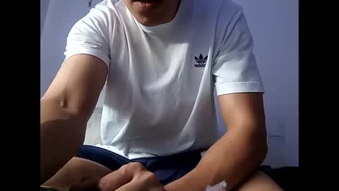 ze online show from December 30, 7:42 pm