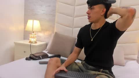 Sebas online show from November 9, 4:16 am