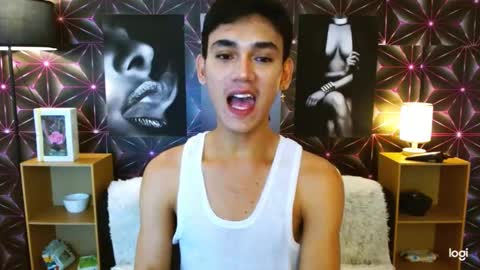 zavier skinny asian online show from March 1, 11:37 pm