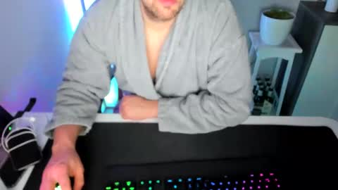 ziemlichflutschig online show from December 3, 3:07 am