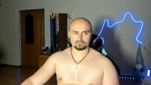 Ziesh online show from May 23, 11:05 am