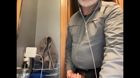 zinger283069 online show from February 4, 8:06 pm