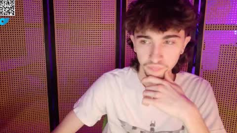 zipdown online show from February 22, 4:47 am