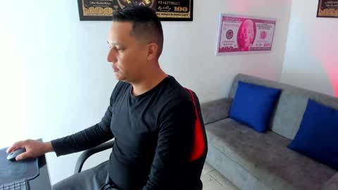 Ziro online show from December 2, 7:03 pm