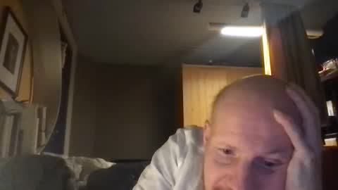 zolexthomas online show from February 10, 6:45 pm