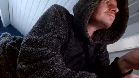 zolexthomas online show from December 5, 12:22 pm