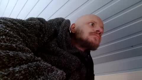 zolexthomas online show from January 8, 1:20 pm