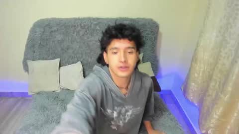 ZOREN online show from October 22, 12:58 am