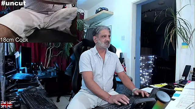 OnlineBossUK online show from September 12, 10:43 pm