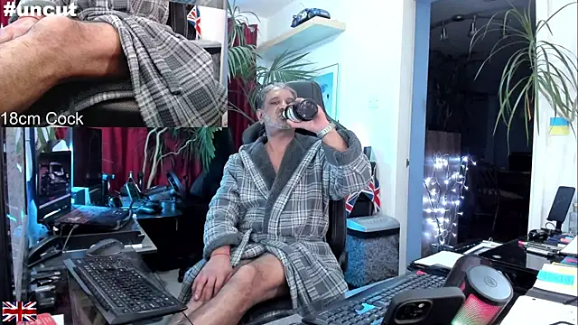 OnlineBossUK online show from September 16, 3:29 am