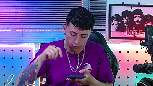 Darko0717 online show from July 14, 4:57 pm