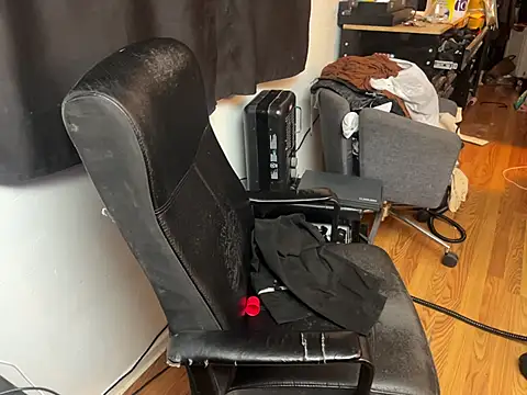 leanjamesdean online show from November 27, 2:15 am