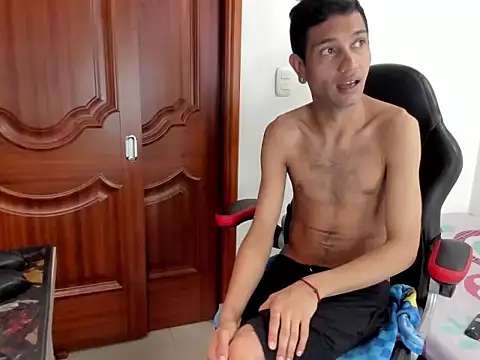 Aron Baylor online show from March 8, 2:04 am