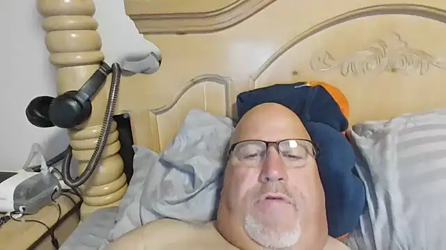 Bigbear0563 online show from June 26, 5:04 pm