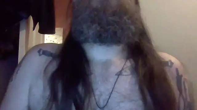 Snapshot of Thrillhouse chatting on February 19, 7:16 pm Thrillhouse online show from February 19, 7:16 pm