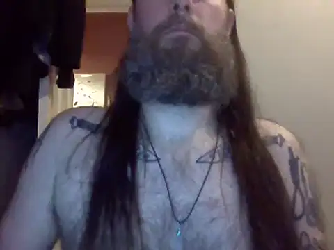 Snapshot of Thrillhouse chatting on February 12, 9:22 pm Thrillhouse online show from February 12, 9:22 pm