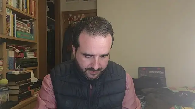 curiosillo83 online show from February 20, 3:47 pm