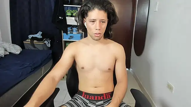 imtonny19 online show from February 14, 5:08 pm