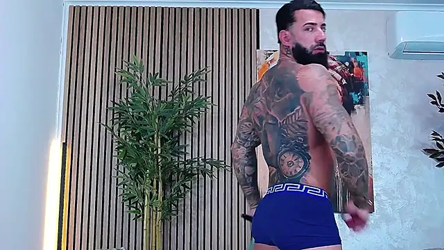 masterkingofmusclee online show from June 10, 8:16 am