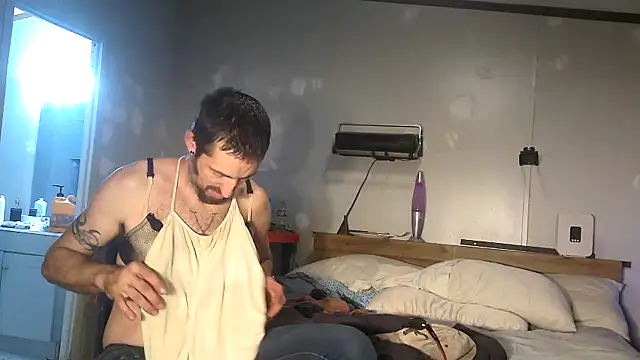 Bi curious86 online show from November 16, 5:53 am