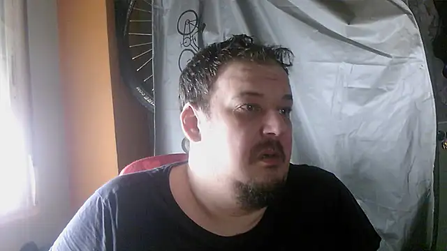 porkorossy online show from April 20, 7:22 am