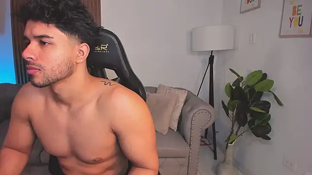 liam collins21 online show from February 20, 12:07 pm