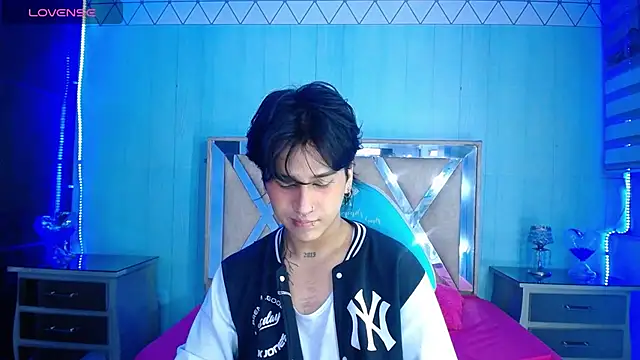 alex 477 online show from November 27, 11:47 am