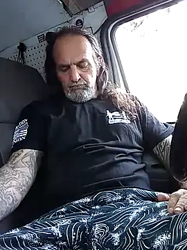 Hotbodyscottie online show from February 25, 10:50 pm