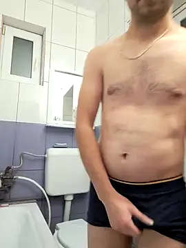 Snapshot of hornny1995 chatting on January 21, 4:01 pm hornny1995 online show from January 21, 4:01 pm