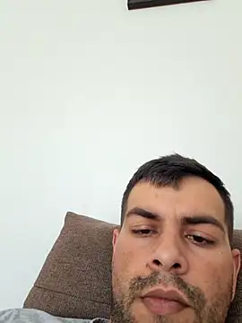 Snapshot of hornny1995 chatting on October 19, 11:24 am hornny1995 online show from October 19, 11:24 am