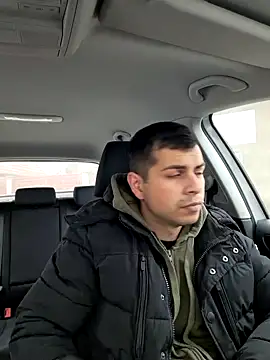 Snapshot of hornny1995 chatting on December 13, 10:19 am hornny1995 online show from December 13, 10:19 am