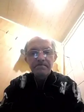 oksana722 online show from November 13, 5:34 am