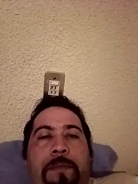 maxAnderson 1 online show from February 20, 5:26 am