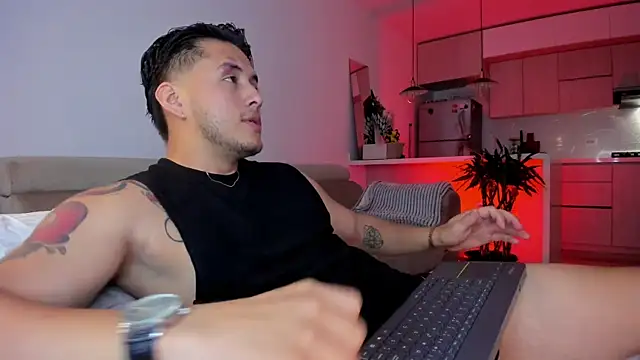 Snapshot of Chriskyle_ chatting on October 29, 12:13 am Chriskyle  online show from October 29, 12:13 am