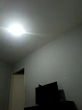 Nicolaskribeiro online show from September 10, 10:47 am