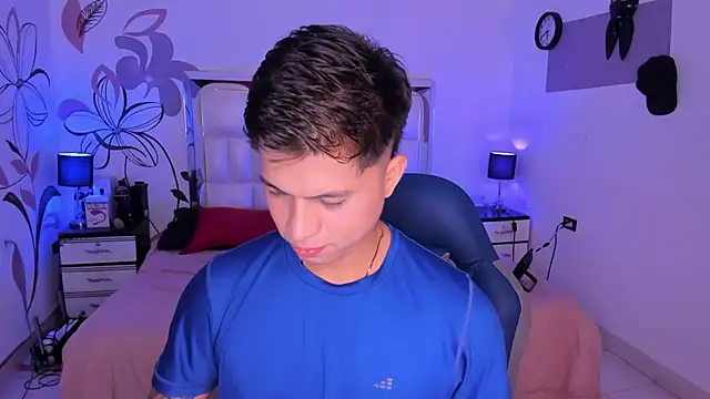 Niicky1  online show from January 28, 8:26 pm