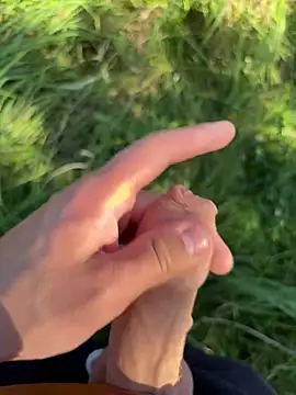 Przystojniak77 online show from September 21, 1:22 pm