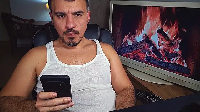 officeman7 online show from January 31, 6:36 pm