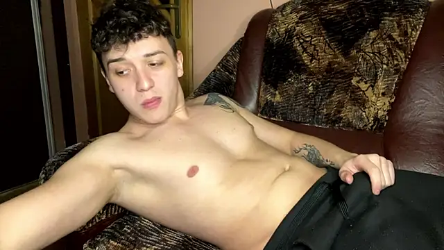 Snapshot of Joedonovan1 chatting on January 16, 7:10 pm Joedonovan1 online show from January 16, 7:10 pm