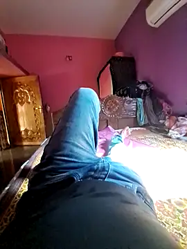 ind hero online show from October 20, 9:24 am