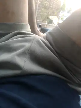 Veer555 online show from April 11, 1:03 pm