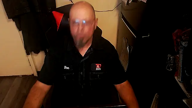 KrazyLegz online show from October 22, 10:13 pm