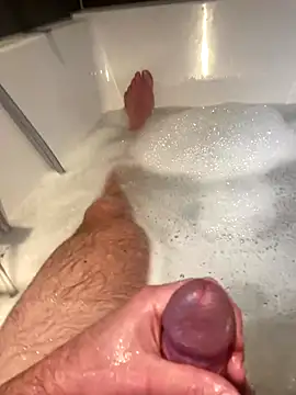 LivingLegend1978 online show from October 25, 2:19 pm